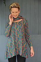 Nomads peacock back buttoned tunic.5074