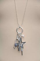 Silver effect star and dangles necklace.5695