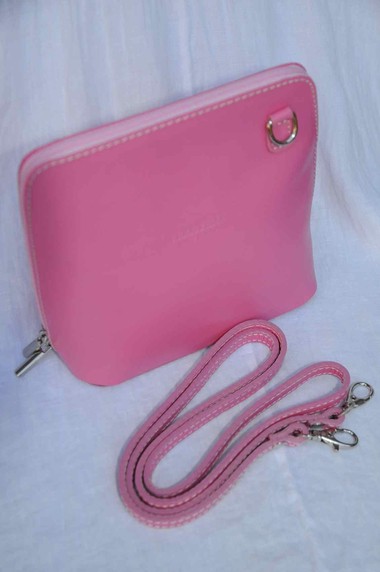 Italian pink leather small cross body bag.h20hg