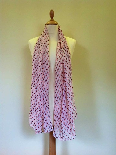 Red flamingo scarf.f292