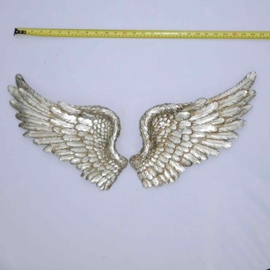Angel wings, silver effect wall embellishment. 5596