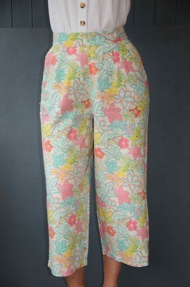 Lily & Me Drift floral trousers.22135